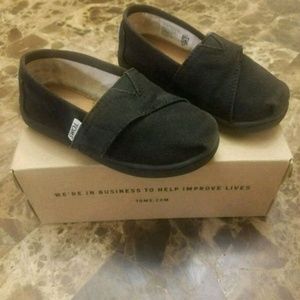 Toms